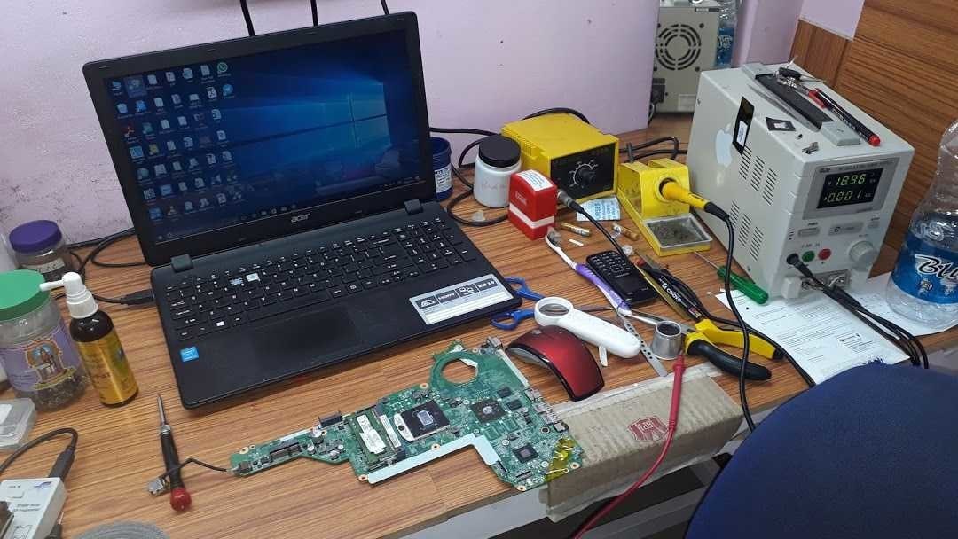 Laptop Computer Printer Service Person Mr. Supratik Bhattacharya in Ichapur